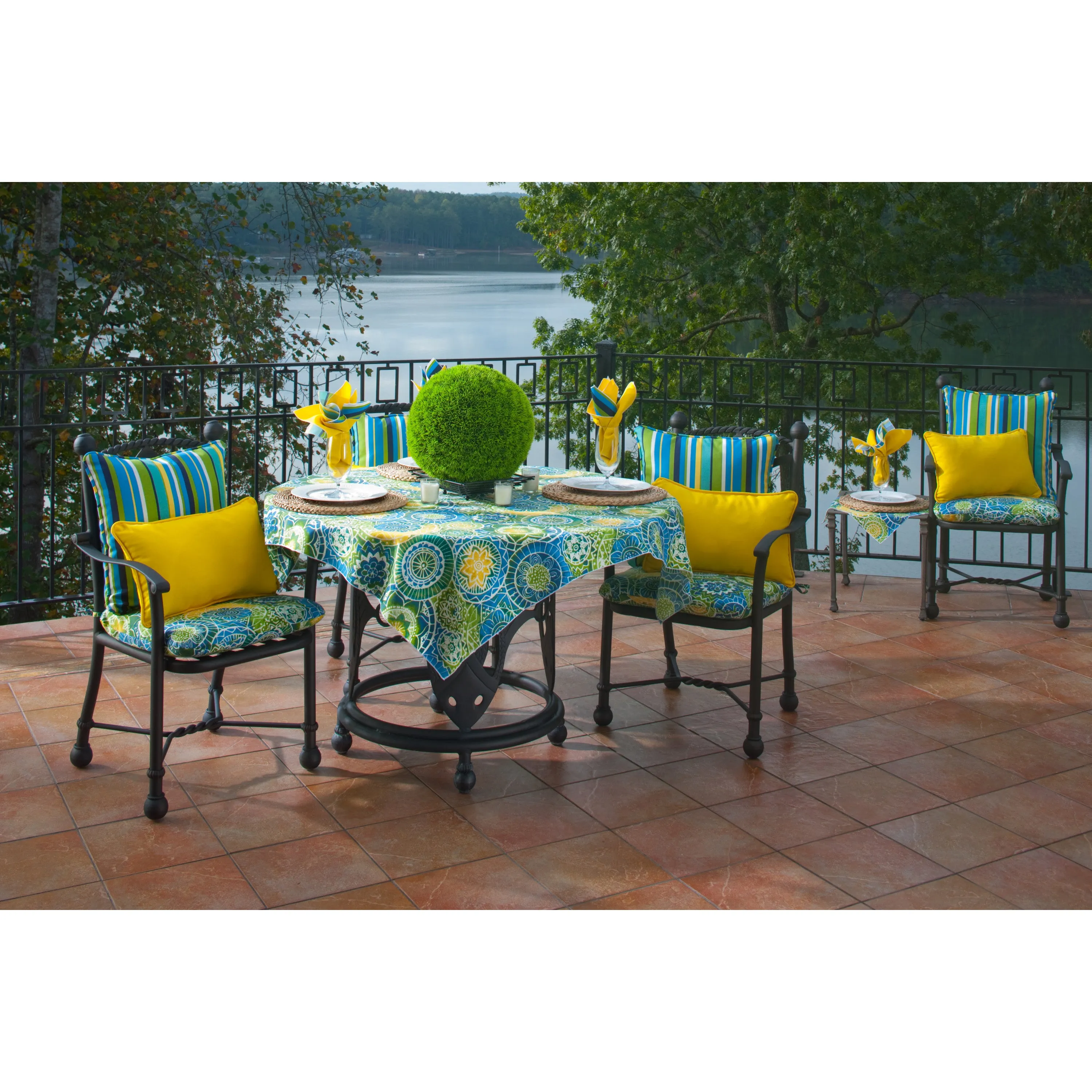Outdoor/Indoor Fresco Solids Yellow 25-inch Floor Pillow