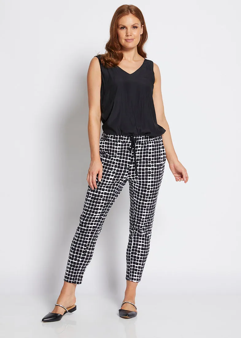Weekend printed bengaline drawstring pant in Stark Black print